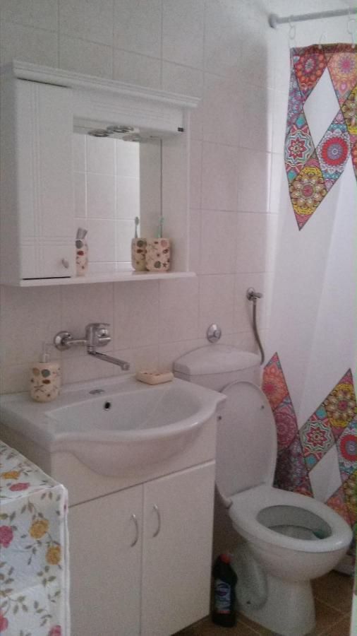 Holiday House Popovic Sućuraj Εξωτερικό φωτογραφία