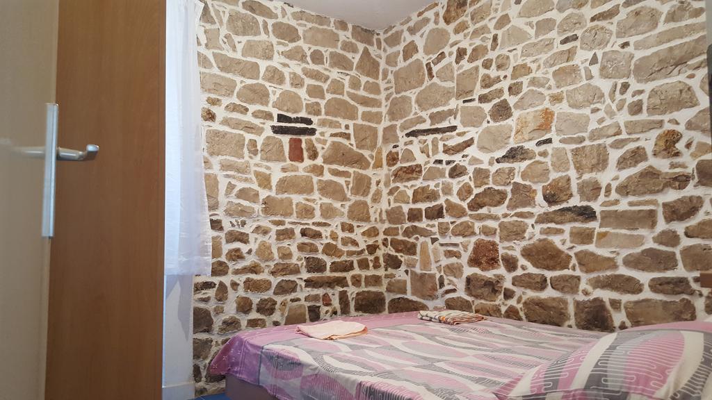 Holiday House Popovic Sućuraj Εξωτερικό φωτογραφία