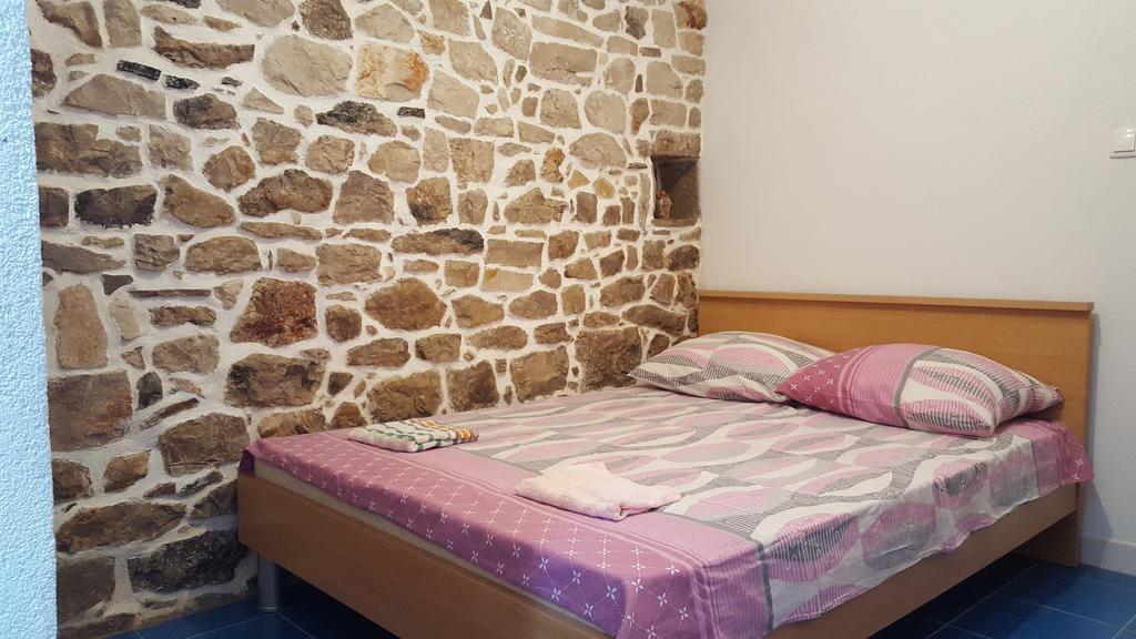 Holiday House Popovic Sućuraj Εξωτερικό φωτογραφία